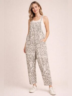 GOLDEN APPLE Lightweight Patterned Olive Green Overalls Jumpsuit with Pockets